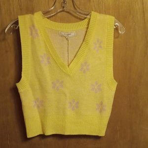 NWT NO COMMENT women's medium sweater vest
